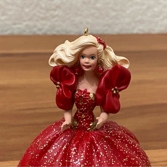 Vintage 1993 Hallmark Keepsake Holiday Barbie Christmas Tree Ornament - Picture 2 of 12